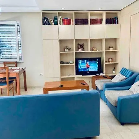 Chic Retreat - Stylish In Bllok, * Tiran