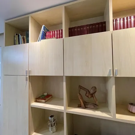 Chic Retreat - Stylish In Bllok, Apartamento