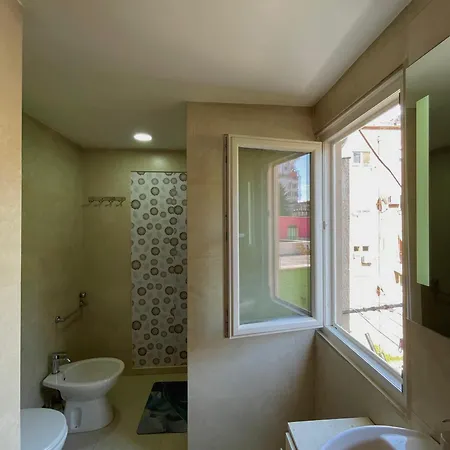 Chic Retreat - Stylish In Bllok, Apartamento *